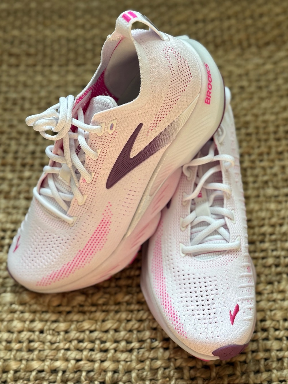 Brooks Women's Glycerin Flex Pink Running Shoes - 9